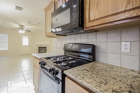 19323 Mission Cove Ln 4 Beds Apartment for Rent