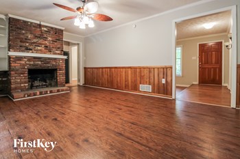 1941 Pine Tree Trail 2 Beds House for Rent - Photo Gallery 3