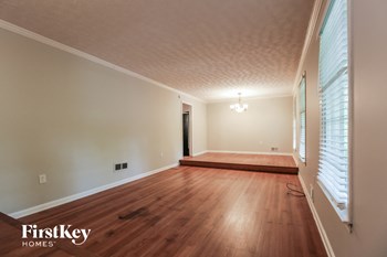 1941 Pine Tree Trail 2 Beds House for Rent - Photo Gallery 5