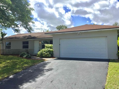 19462 SW 87Th Place 3 Beds Apartment for Rent