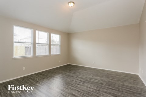 19510 Otter Trail Ct 4 Beds Apartment for Rent