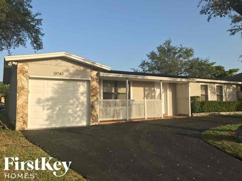 19740 SW 87 Pl 3 Beds Apartment for Rent