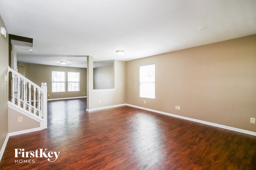 1976 Breakwater Drive Greenfield, IN 46140