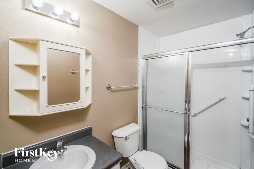 1976 Breakwater Drive Greenfield, IN 46140