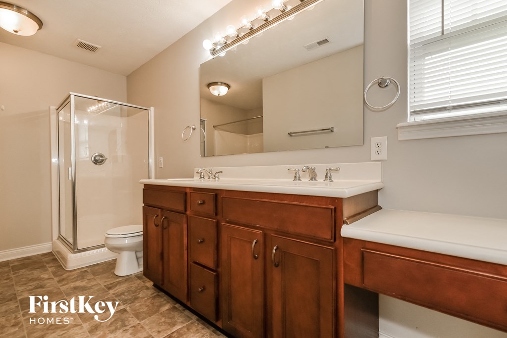 1983 Collingwood Dr Studio House for Rent - Photo Gallery 10