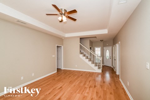 2005 Jackson Ln 3 Beds Apartment for Rent