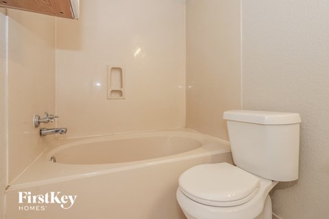 2005 Tulsa St 3 Beds House for Rent - Photo Gallery 10