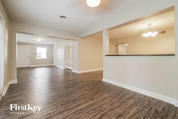 2029 Taylor Ave 4 Beds House for Rent - Photo Gallery 3