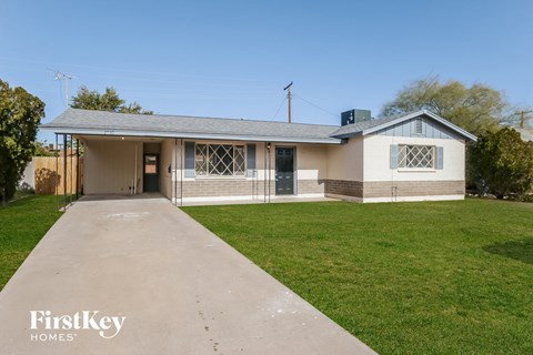 2030 E Aspen Avenue 3 Beds Apartment for Rent