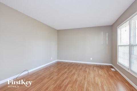 2064 Aristocrat Drive 3 Beds Apartment for Rent