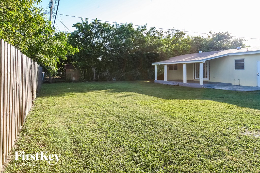 20705 Coral Sea Rd 3 Beds House for Rent - Photo Gallery 15