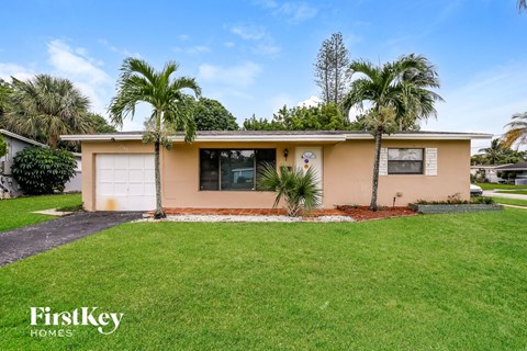 2100 NW 74Th Ave 3 Beds Apartment for Rent