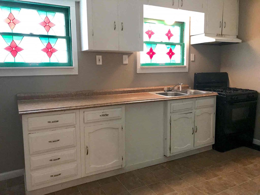 2112 Lexa 3 Beds House for Rent - Photo Gallery 12