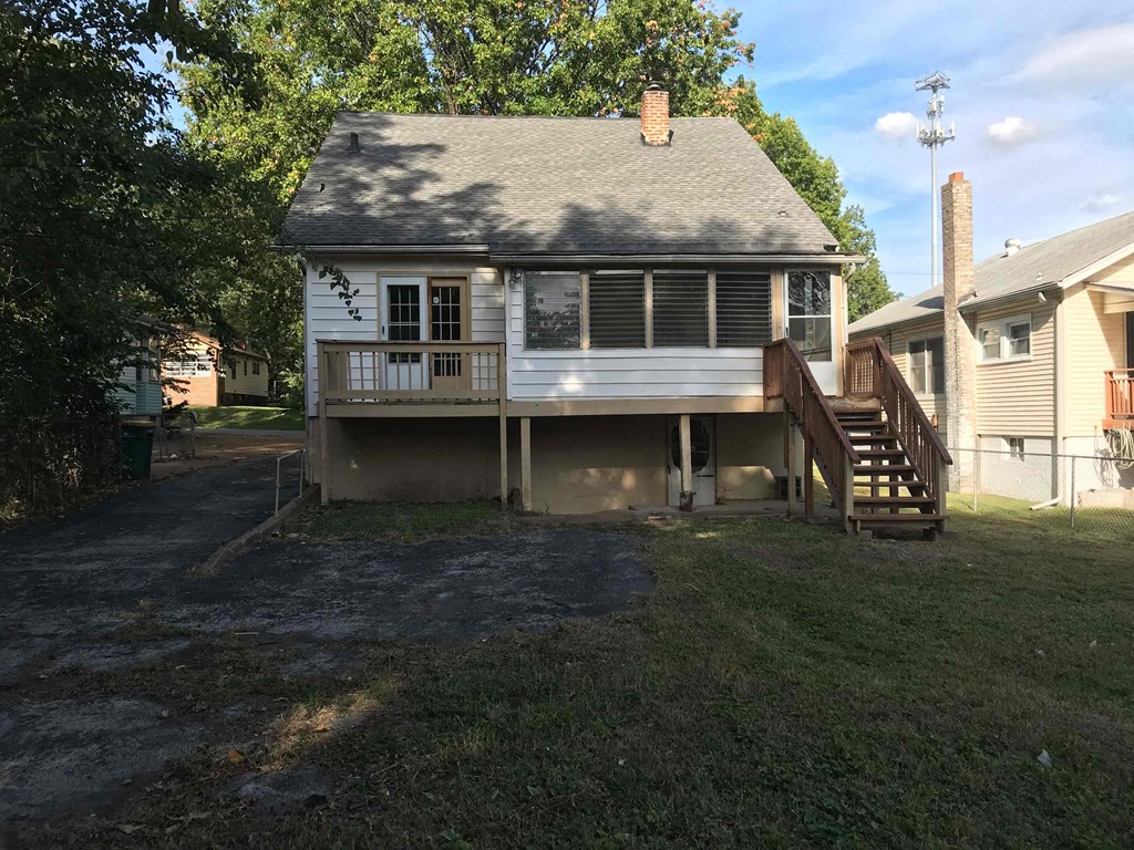 2112 Lexa 3 Beds House for Rent - Photo Gallery 23