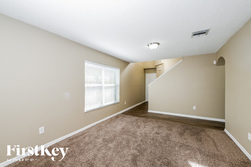 2129 Stone Abbey Boulevard #3 3 Beds House for Rent - Photo Gallery 3