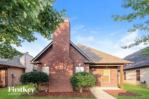 2132 Spaulding Place 3 Beds Apartment for Rent