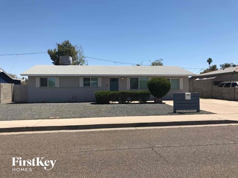 2133 E LARKSPUR Dr 3 Beds Apartment for Rent