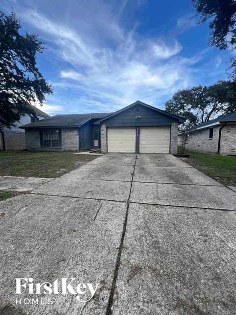 21714 NICKERTON LN 3 Beds Apartment for Rent