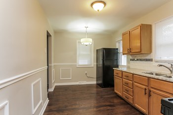21939 MILLARD Avenue 3 Beds House for Rent - Photo Gallery 5