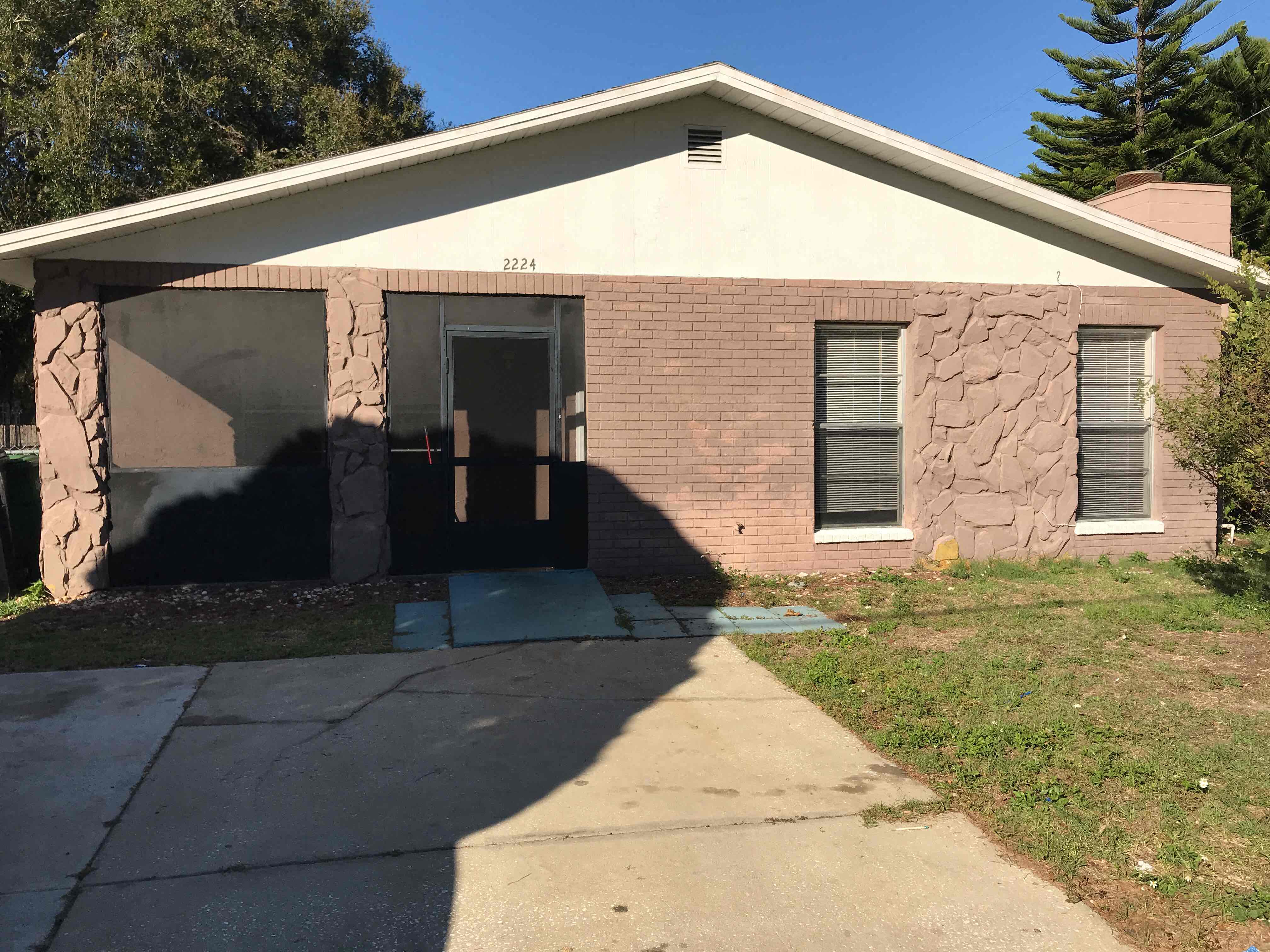 2224 E Hanna Ave 3 Beds Apartment for Rent