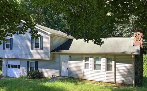 2235 Clinchfield Court 3 Beds Apartment for Rent