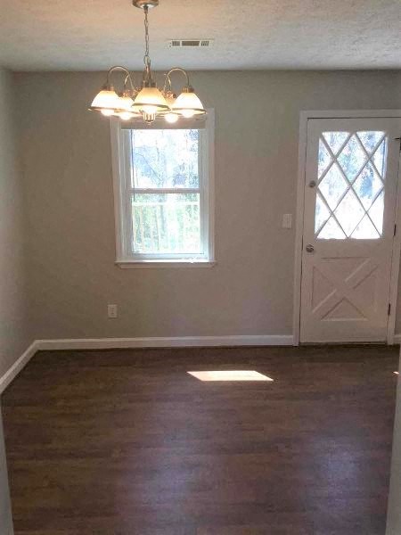 2235 Clinchfield Court 3 Beds Apartment for Rent