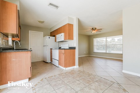 22376 New Rochelle Ave 3 Beds Apartment for Rent
