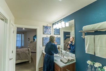 3505 W. Clark Road 2-3 Beds Apartment for Rent - Photo Gallery 11