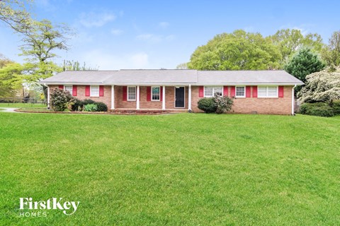 2256 Street Deville 3 Beds Apartment for Rent