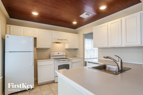23015 Banquo Drive 3 Beds Apartment for Rent