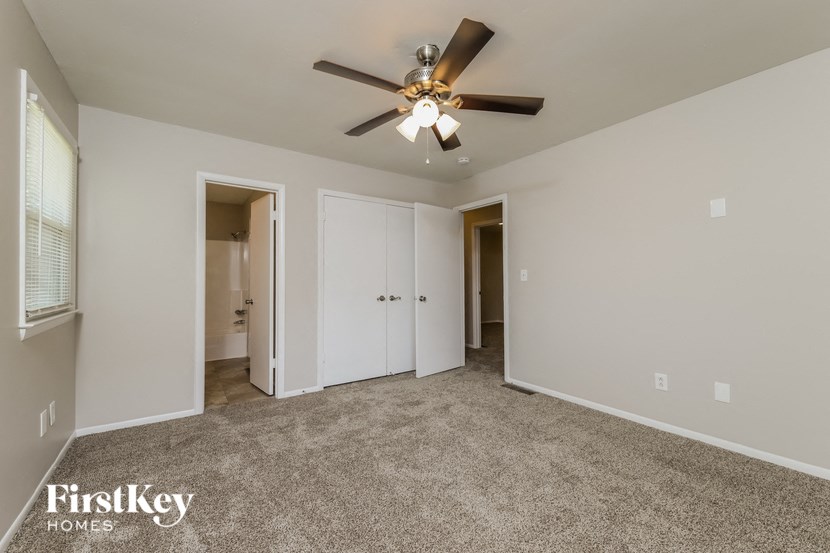 2312 Barnsley Court Winston-Salem, NC 27106