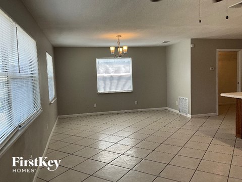 2316 Nansen Ave 3 Beds Apartment for Rent