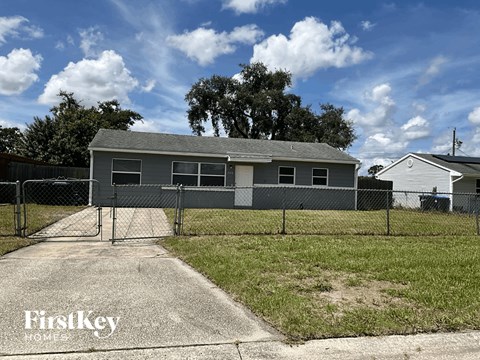 2316 Nansen Ave 3 Beds Apartment for Rent