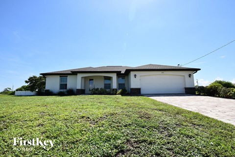 2321 NW 9Th Ave 4 Beds Apartment for Rent
