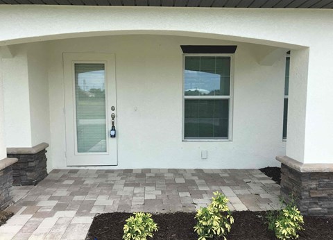 2321 NW 9Th Ave 4 Beds Apartment for Rent