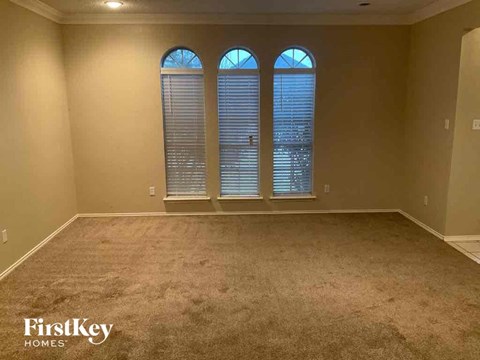 2329 BENT BROOK Dr 5 Beds Apartment for Rent