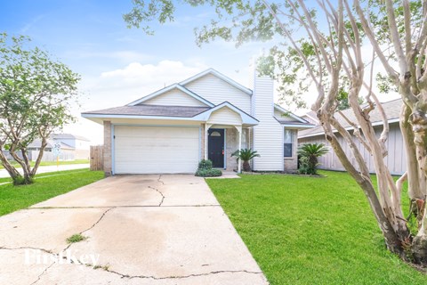 23346 Pebworth Place 3 Beds Apartment for Rent