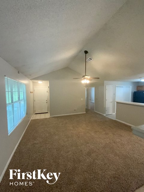 2347 Glencairn Lane SW 3 Beds Apartment for Rent