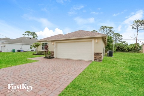 2365 SW Webster Ln 4 Beds Apartment for Rent