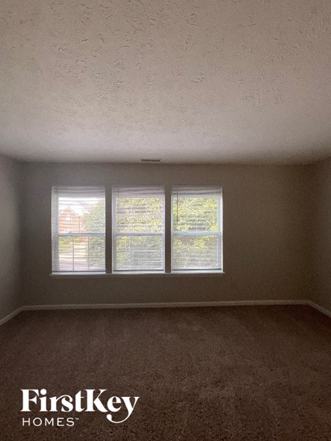 2377 Willowview Drive 4 Beds Apartment for Rent