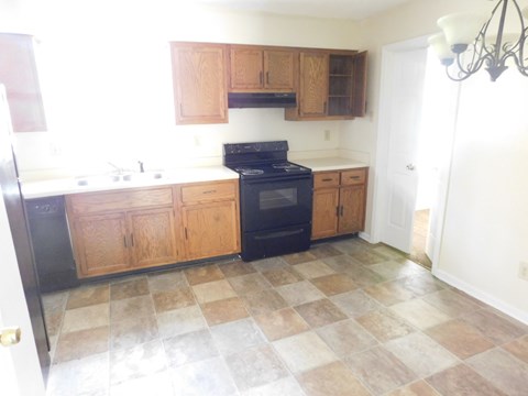 2428 Green Glen 4 Beds Apartment for Rent