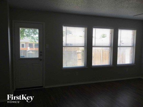 2434 Meadowgate Lane 3 Beds Apartment for Rent
