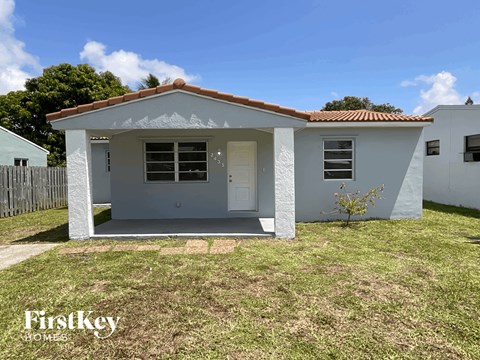 2435 Liberty Street 3 Beds Apartment for Rent