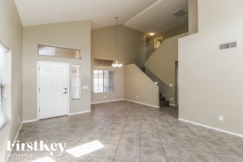 2501 W Mericrest Way 4 Beds Apartment for Rent
