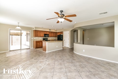 2501 W Mericrest Way 4 Beds Apartment for Rent