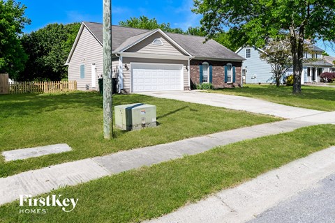 2501 Oak Leigh Drive 3 Beds Apartment for Rent