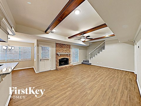 2511 Riverlawn Dr 4 Beds Apartment for Rent
