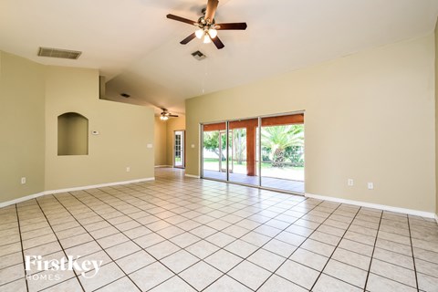 2513 SW 1St Terrace 3 Beds Apartment for Rent
