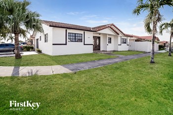 2601 W 71st Place 3 Beds House for Rent - Photo Gallery 2