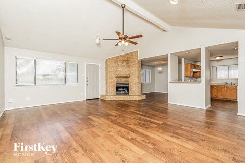 2661 Claremont Dr 3 Beds Apartment for Rent